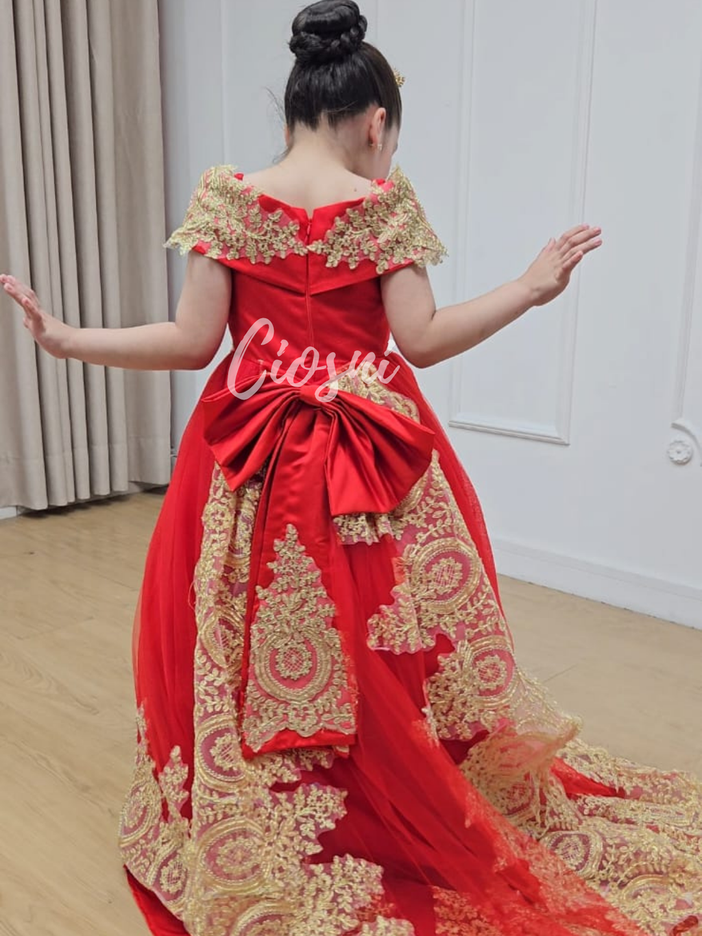 Fiesta Niña ONELIA R