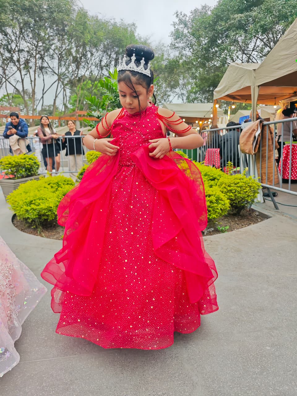 Fiesta Niña PIA ROJO 1